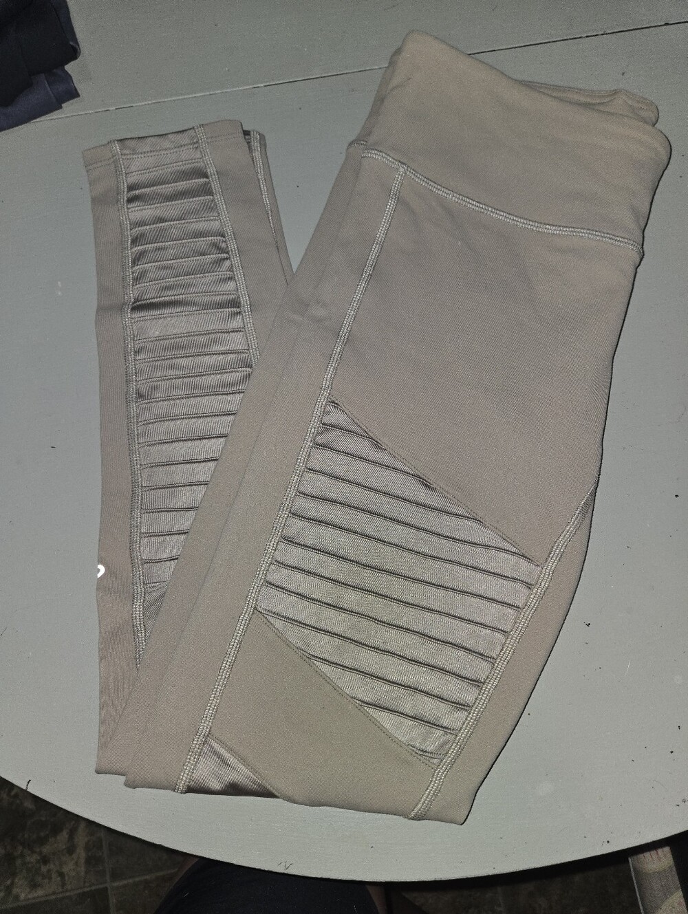 Neutral Taupe Alo Active Leggings with Ribbed Panel